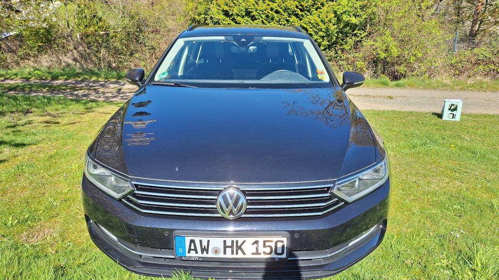 VW Passat Variant 181.500 km 12.900 &euro; Oberdürenbach 56651