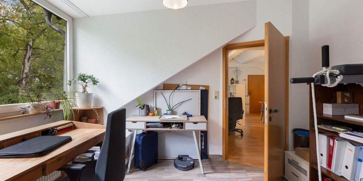 Etagenwohnung Bonn Oberkassel - 3 Zimmer, 74 m&sup2;, 265.000&euro; | Angebot:24725646
