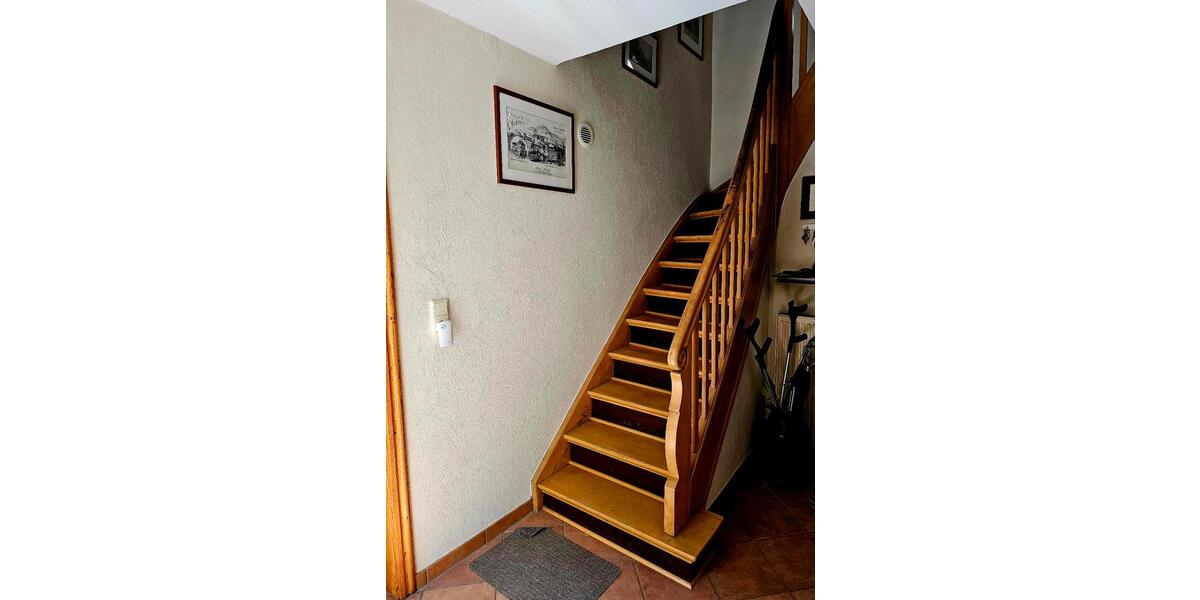 Einfamilienhaus Bonn Lannesdorf - 6.5 Zimmer, 140 m&sup2;, 490.000&euro; | Angebot:24842875