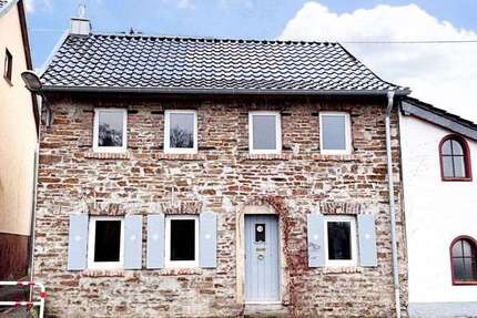 Haus Rheinbreitbach - 3 Zimmer, 85 m&sup2;, 260.000&euro; | Angebot:24982282