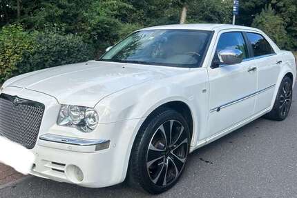Chrysler 300C 251.000 km 6.500 € Kerpen 50169
