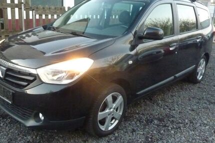 Dacia Lodgy 146.420 km 4.399 &euro; Bonn 53121