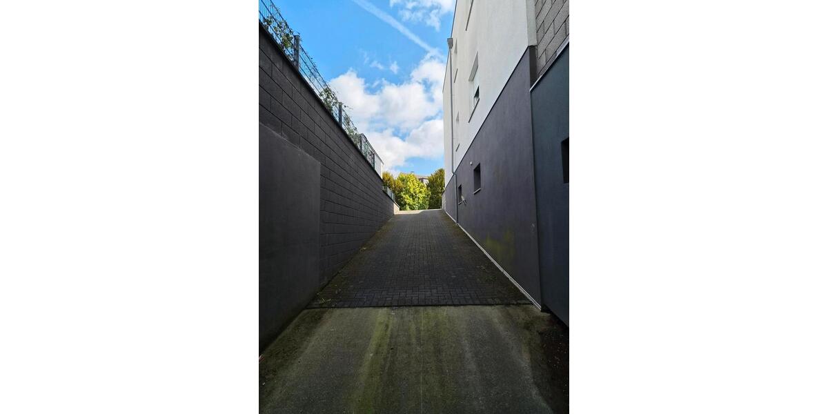 Garagen / Stellplätze Bonn Gielgen - 85&euro; | Angebot:25896482