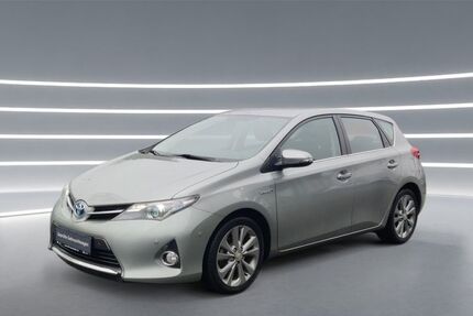 Toyota Auris 137.050 km 12.990 &euro; Bonn 53119