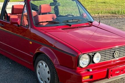 VW Golf 141.588 km 15.900 € Windeck 51570