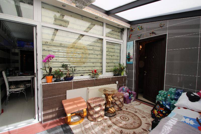 Etagenwohnung Bonn Brüser Berg - 4 Zimmer, 100 m&sup2;, 300.000&euro; | Angebot:25800101