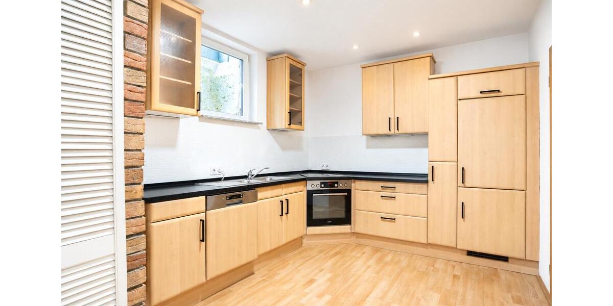 Etagenwohnung Siegburg - 2 Zimmer, 86 m&sup2;, 740&euro; | Angebot:26645320