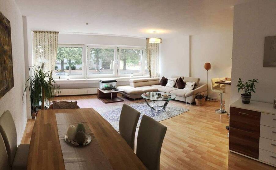 Wohnung mit exklusivem Rheinblick direkt vom Eigentümer aus Familienbesitz