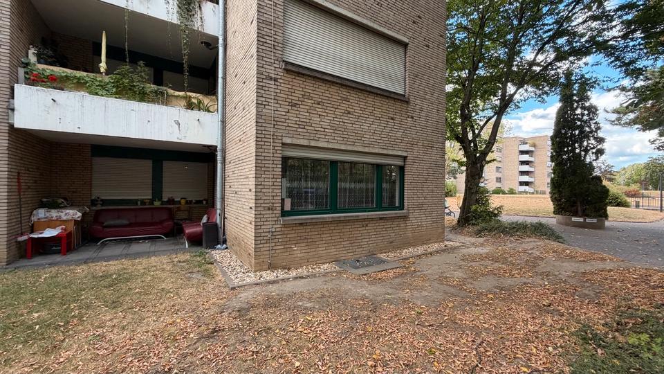 Erdgeschoßwohnung Bonn Tannenbusch - 2 Zimmer, 72 m&sup2;, 250.000&euro; | Angebot:27189113