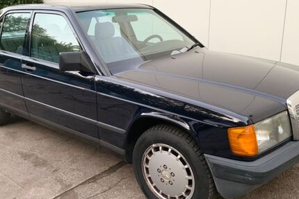 Mercedes-Benz 190 239.898 km 6.495 € Köln 51107