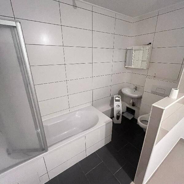 Etagenwohnung Bonn Brüser Berg - 3 Zimmer, 84 m&sup2;, 195.000&euro; | Angebot:25690097