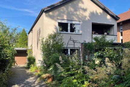 Haus Bonn Gielgen - 11 Zimmer, 200 m&sup2;, 690.000&euro; | Angebot:26941552