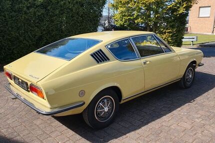 Audi 100