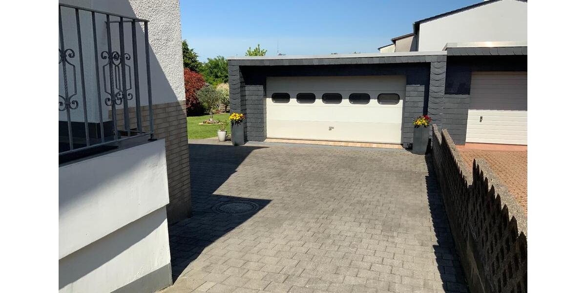 Mehrfamilienhaus, Wohnhaus Bergisch Gladbach Paffrath - 8 Zimmer, 185 m&sup2;, 630.000&euro; | Angebot:24442933