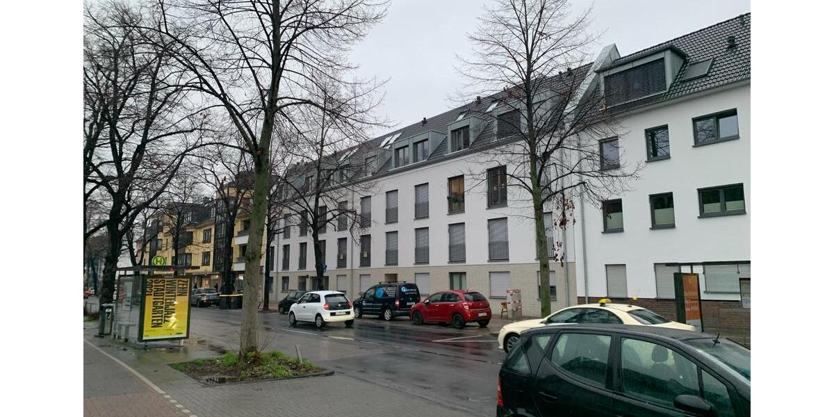 Etagenwohnung Köln Rodenkirchen - 4 Zimmer, 106 m&sup2;, 1.961&euro; | Angebot:24743575