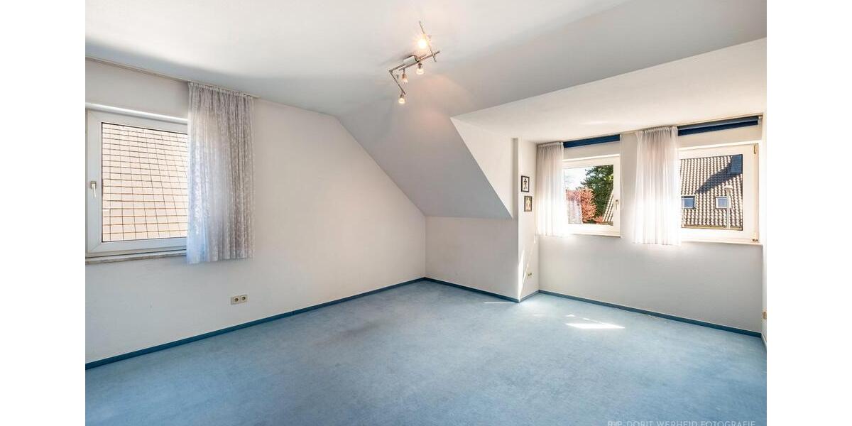 Einfamilienhaus Bonn Gielgen - 7 Zimmer, 195 m&sup2;, 765.000&euro; | Angebot:26341116