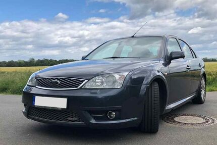 Ford Mondeo 124.000 km 9.500 € Kerpen 50171