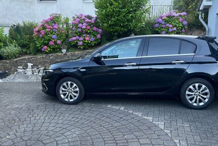 Fiat Tipo 63.000 km 11.450 &euro; Bergisch Gladbach 51429