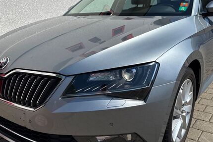 Skoda Superb 160.000 km 12.490 &euro; Bergisch Gladbach 51467