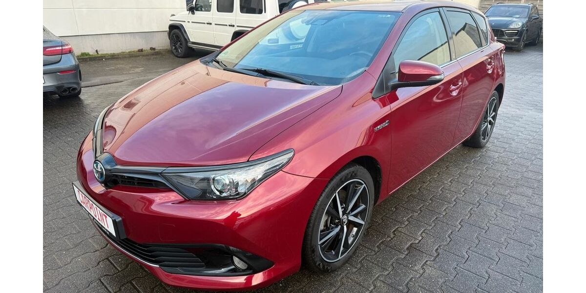 Toyota Auris 90.000 km 14.450 &euro; Brühl 50321