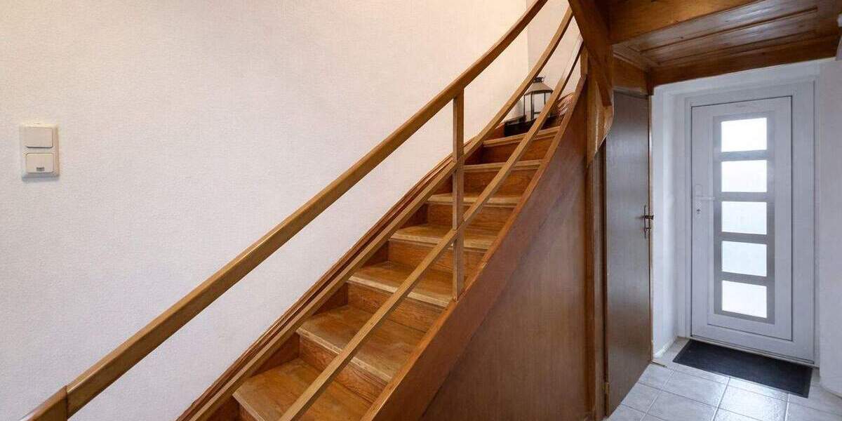 Einfamilienhaus Siegburg Kaldauen - 8 Zimmer, 161 m&sup2;, 549.000&euro; | Angebot:25812007