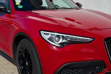 Alfa Romeo Stelvio 180.000 km 13.990 &euro; Bergisch Gladbach 51467