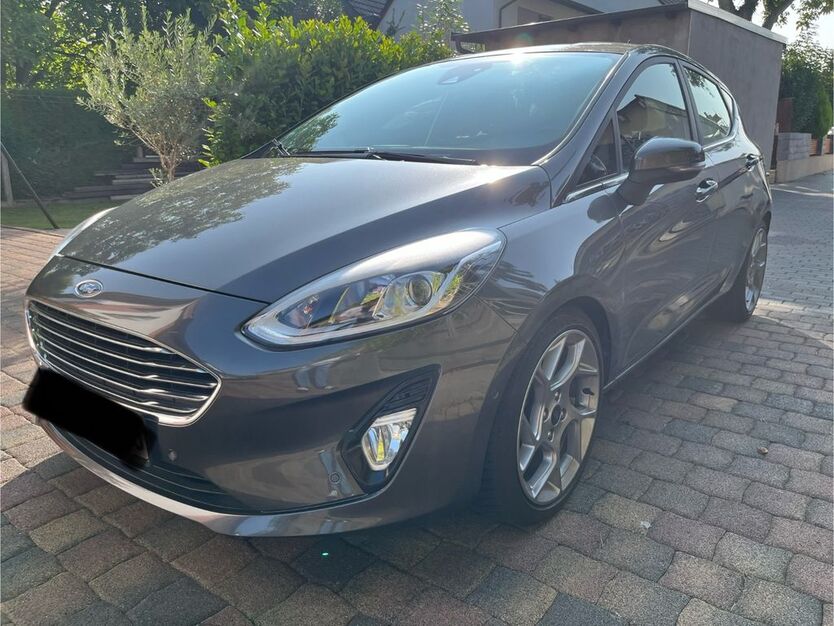 Ford Fiesta 82.000 km 9.999 € Bornheim 53332