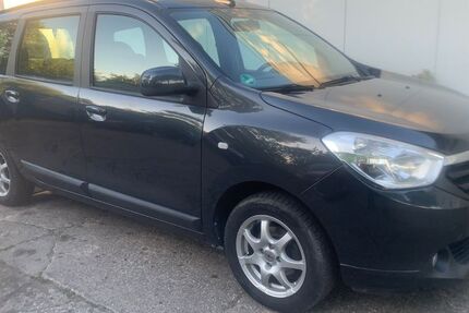Dacia Lodgy 68.735 km 6.995 &euro; Köln 51107
