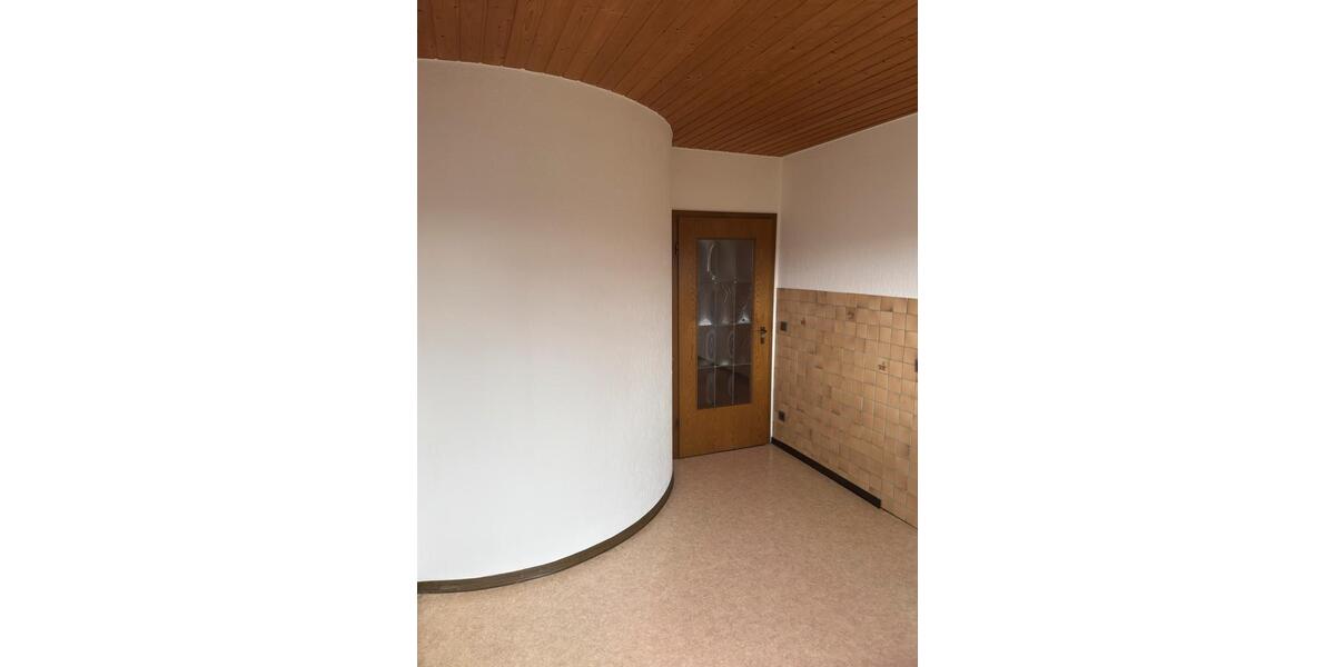 Dachgeschoßwohnung Sinzig - 2.5 Zimmer, 105 m&sup2;, 720&euro; | Angebot:25724562