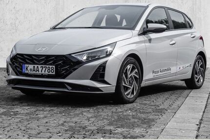 Hyundai i20 3.613 km 21.890 € Köln 50739