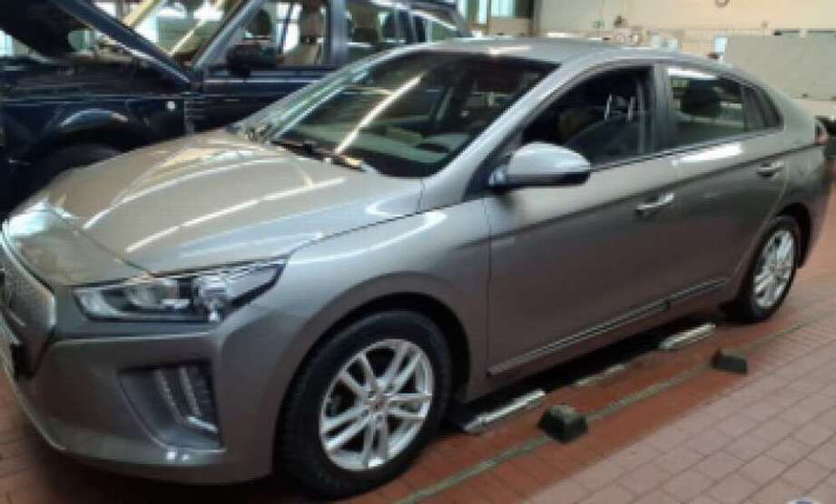 IONIQ