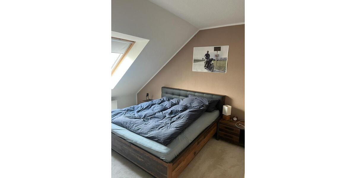 Dachgeschoßwohnung Köln Rodenkirchen - 2 Zimmer, 72 m&sup2;, 1.200&euro; | Angebot:25861335