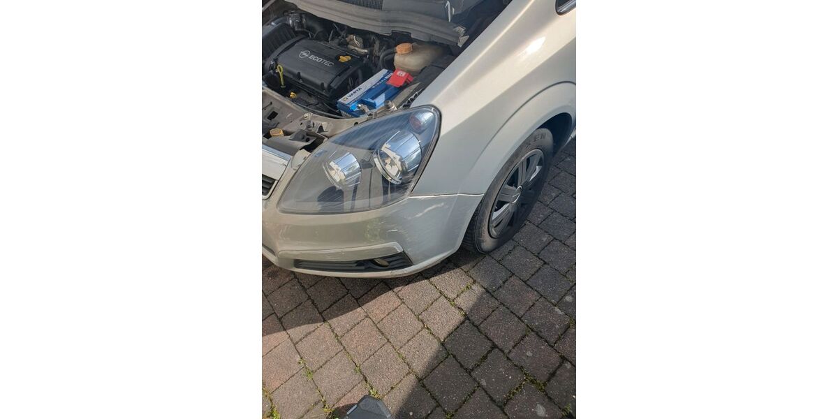 Opel Zafira 270.000 km 2.100 &euro; Frechen 50226