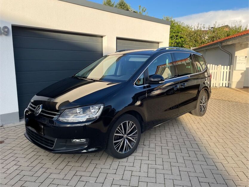 VW Sharan 128.000 km 17.500 € Bonn 53215