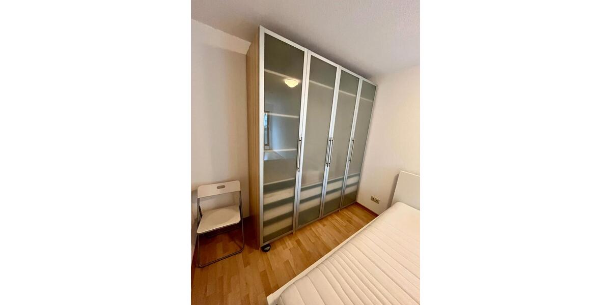 Etagenwohnung Köln Ehrenfeld - 2 Zimmer, 52 m&sup2;, 1.350&euro; | Angebot:26413874