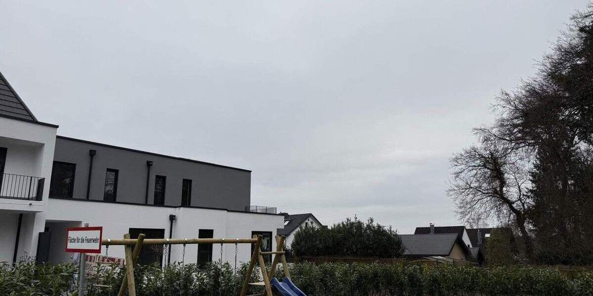 Etagenwohnung Siegburg Kaldauen - 2 Zimmer, 82 m&sup2;, 1.200&euro; | Angebot:24791775