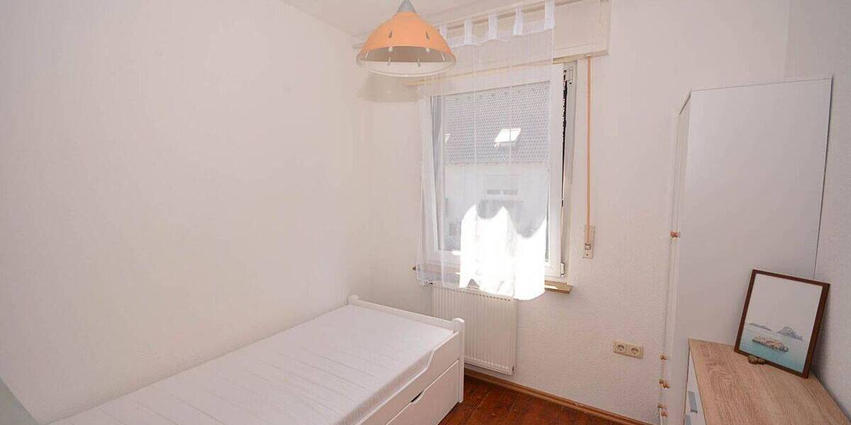 Mehrfamilienhaus, Wohnhaus Brühl - 8 Zimmer, 181 m&sup2;, 580.000&euro; | Angebot:26807171