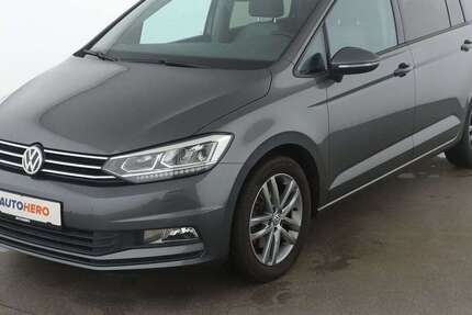 VW Touran 118.749 km 16.390 € Köln 50739