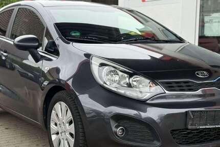 Kia Rio 147.000 km 6.499 &euro; Euskirchen 53879