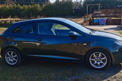 Seat Ibiza 208.000 km 3.800 € Buchholz 53567