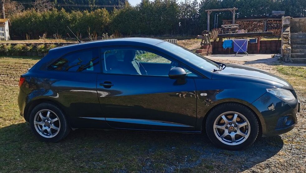 Seat Ibiza 208.000 km 3.800 € Buchholz 53567