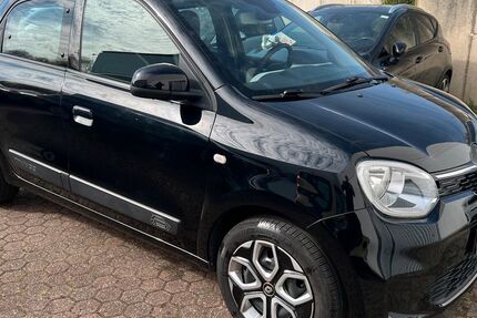 Renault Twingo 32.076 km 9.490 &euro; Euskirchen 53879