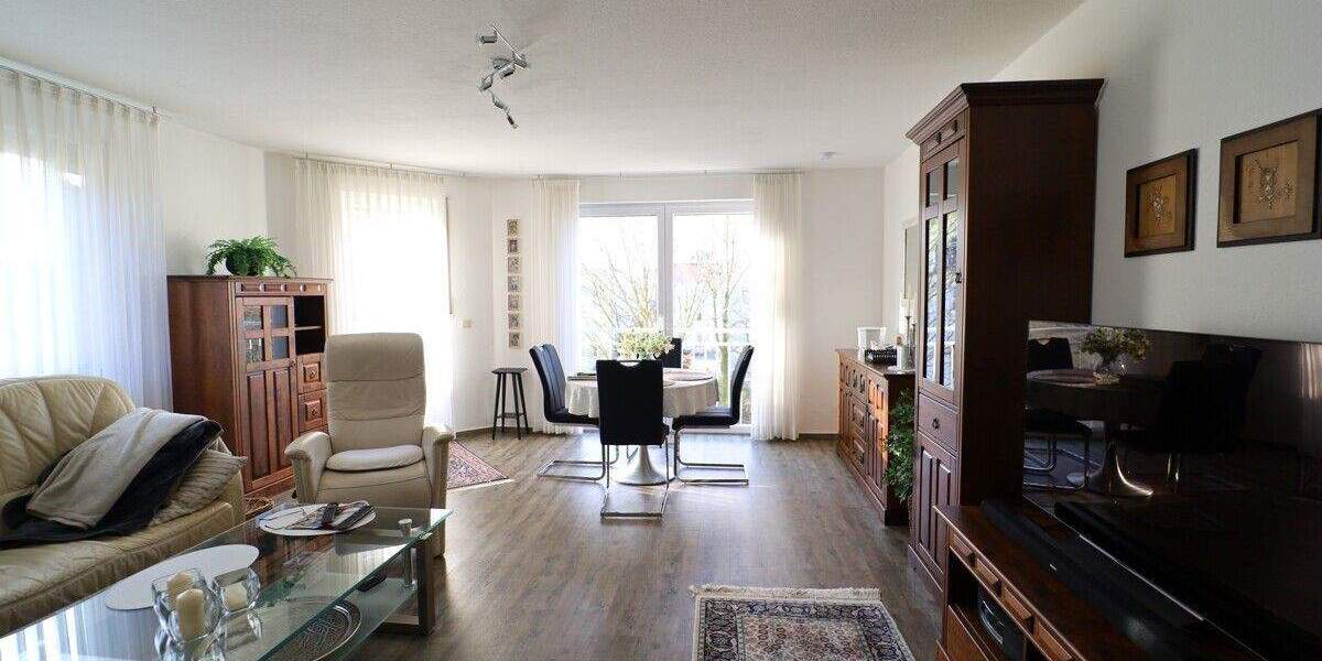 Etagenwohnung Rheinbach - 3 Zimmer, 88 m&sup2;, 310.000&euro; | Angebot:24321593