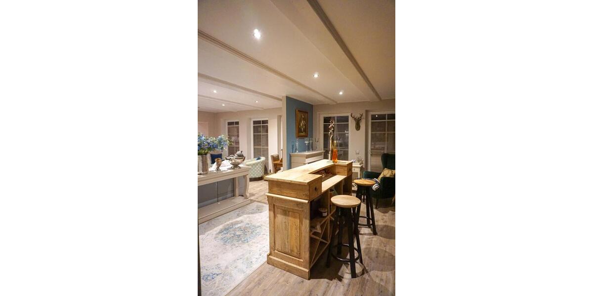 Erdgeschoßwohnung Köln Lindenthal - 5 Zimmer, 220 m&sup2;, 484.000&euro; | Angebot:25916142