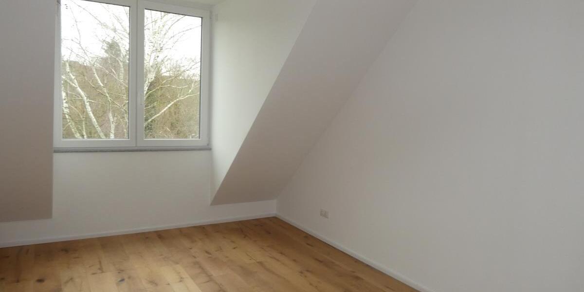 Neue helle Dachgeschoßwohnung mit moderner Heiztechnik im Energiesparhaus Bonn-Endenich - Dachgeschoßwohnung Bonn Dransdorf | Angebot:26817977