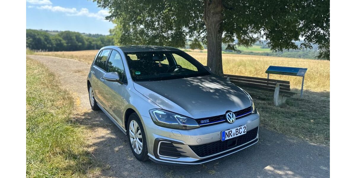 VW Golf 33.500 km 20.999 &euro; Neustadt 53577