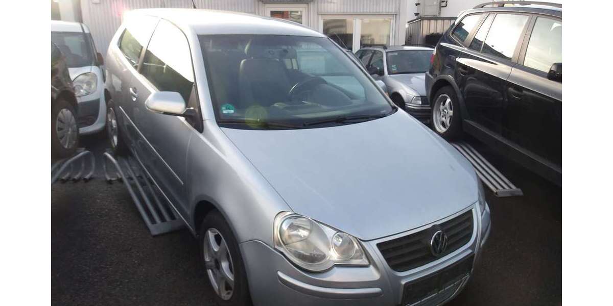 VW Polo 93.000 km 5.990 &euro; Siegburg 53721