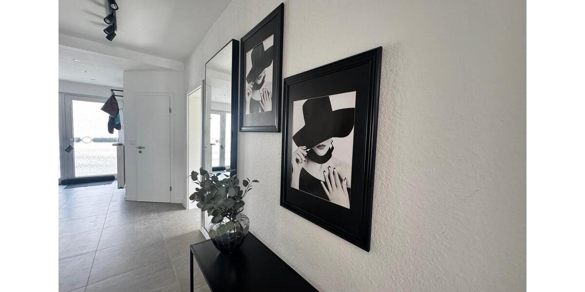 Doppelhaushälfte Hennef (Sieg) - 4 Zimmer, 120 m&sup2;, 1.500&euro; | Angebot:25718119