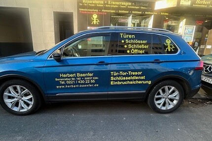 VW Tiguan 82.000 km 23.900 &euro; Köln 50667