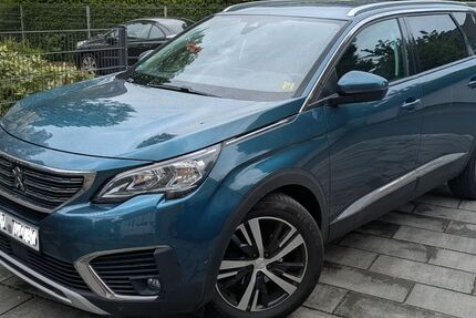 Peugeot 5008 103.500 km 12.900 &euro; Hennef 53773